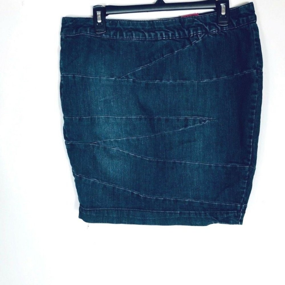 Torrid Jean Skirt Womens 12 Mini Distressed Elasti